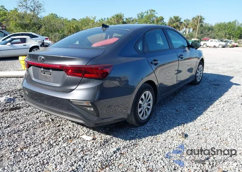 2021 Kia Forte Fe z USA, uszkodzony, nr VIN 3KPF24AD6ME304153
